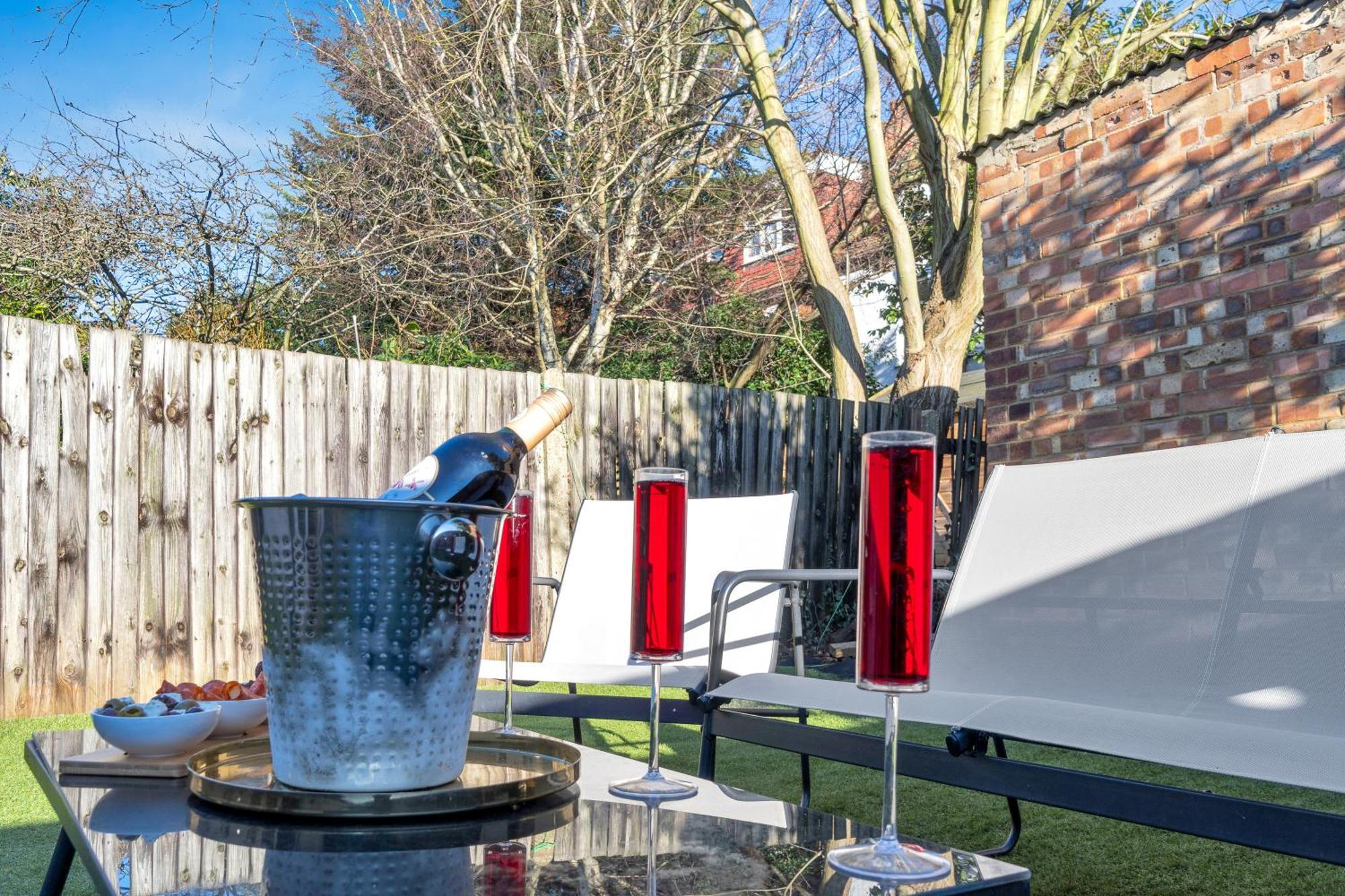 Homely North London Apartments Hendon The Hyde Ngoại thất bức ảnh